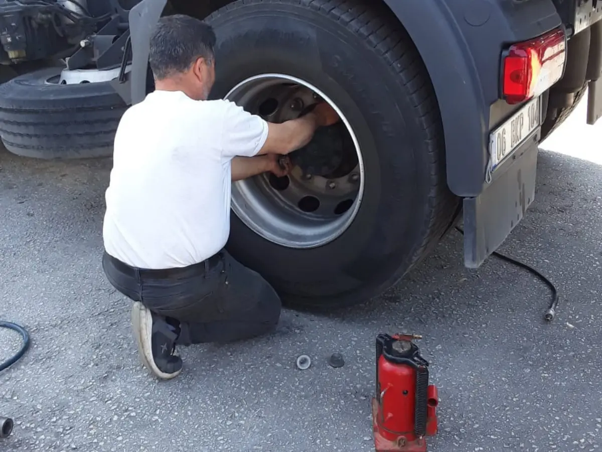 Ermenek Oto Lastikçi